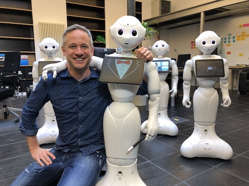 Ein Roboter der Zaubern lernt - Magic Pepper